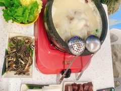-墨脱石锅椰子鸡•海鲜糟粕醋(榆亚路店)