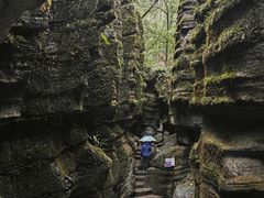 -梭布垭石林景区