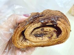 忌廉酥皮包-面包贝力思(上邦店)