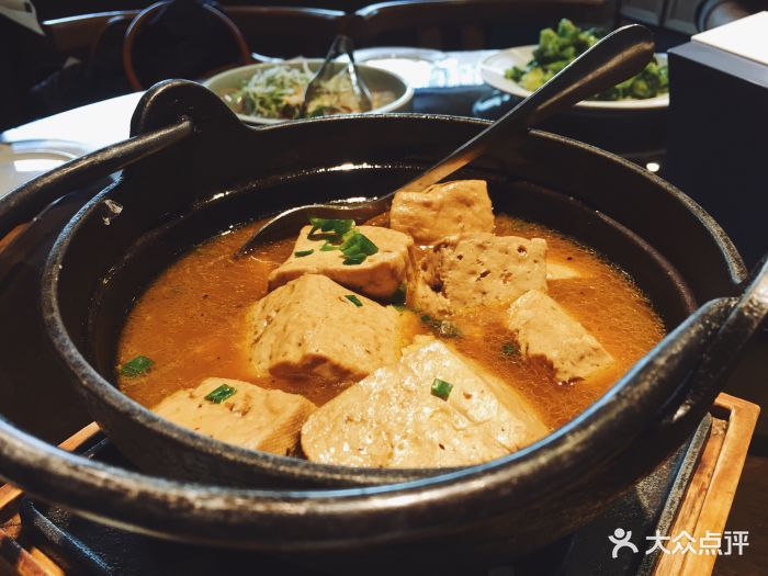八斗鸡私房菜(国贸店)文火老汤豆腐图片