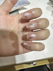 -悦己美甲美睫