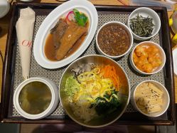 -妈咪爱月子中心·母婴护理