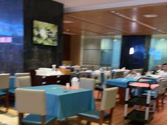 -潇湘华天大酒店-湘·悦美食街(芙蓉中路店)