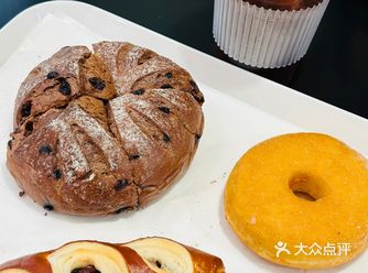 微乐多烘焙｜面包脑袋探店！｜六一这样过！