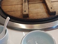 -人民公社铁锅炖·东北菜(卫国道店)