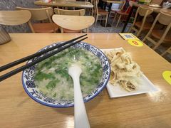 -八百里牛肉汤(盖饭·锅贴·万象城店)