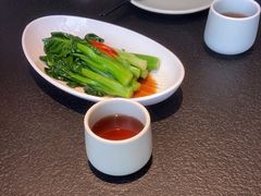 -蝴蝶里·粤菜·点心(滨江龙湖店)