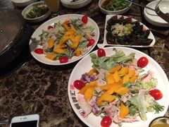 芒果酸奶沙拉-猪啊牛呀羊啊铜盘烤肉(正大广场店)