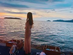 -Sunset Bar(丹绒亚路香格里拉店)