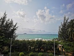 -亚龙湾中心广场