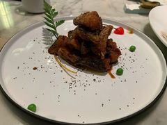 本帮熏鱼-蝶园·装修中(BFC外滩金融中心店)