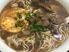 -陆氏馄饨(烟雨长廊店)