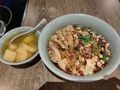 -粉家柳州螺蛳粉(杨宅路店)