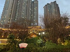-浅深(世茂滨江精品店)