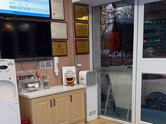 -天使宠物医院·犬猫分诊(彩虹店)