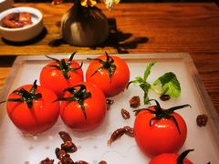番茄脆菇沙拉-小大董·烤鸭(王府井apm店)