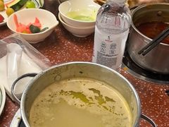 -四囍码头海鲜烧烤自助火锅(外滩南京东路悦荟广场店)
