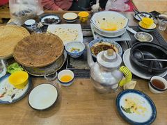 -三锅莊·牦牛肉火锅·香格里拉特色藏餐宴请餐厅(菱角塘路店)