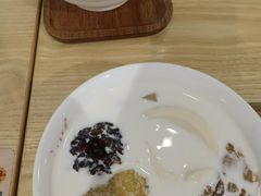 -满记甜品(优客百盛店)