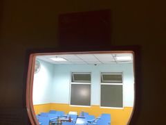 -LILY英语思维馆(玉泉路店)