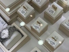 -海星奢选二手奢侈品手表包包鉴定回收寄卖(墨玉南路店)