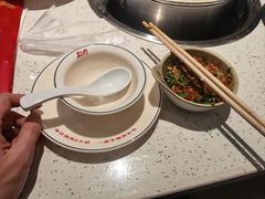 -三人行骨头王火锅(长寿店)