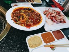 -牛鲜盛齐齐哈尔烤肉(曹路店)