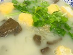 -苏生鸭血粉丝(鹿鸣路店)