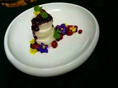 蓝莓豆腐-瑞海姆酒店中餐厅