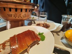 -四季民福烤鸭店(外滩外白渡桥店)