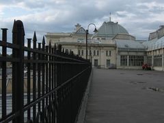 -维乐口腔医院(星海湾分院)
