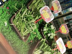 -宝燕海货工场(长江国际店)