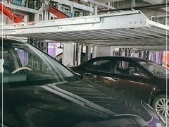 -白玉兰广场停车场