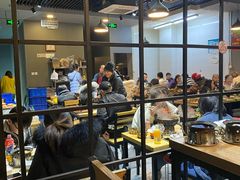 面包甜点陈列柜-范贤光鸡公煲(平乐园总店)