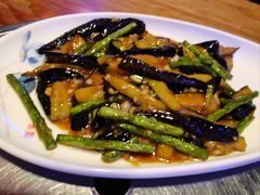 -茅台镇网红溶洞餐厅·茅帮菜馆