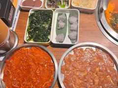 -牛小嫩串串火锅(老国贸总店)
