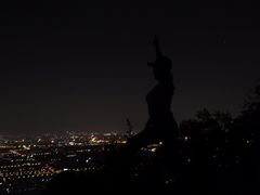 -鬼笑石后山停车场