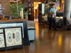 -八府香鸭·啫啫煲(华山路店)