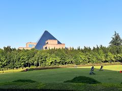 -上海市龙华烈士陵园