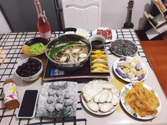 -锅圈食汇火锅烧烤食材超市(聚贤路店)