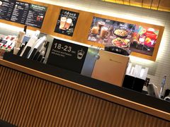 -星巴克(武汉欧利新天地店)