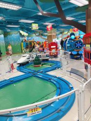 -莫莉幻想儿童乐园(武汉保利广场店)