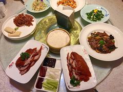 -大碗居·烤鸭·鱼头泡饼(天坛东门店)