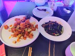 -粉墨特色菜·烧烤音乐酒馆