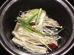 菌菇锅-鲁西肥牛(九方购物中心店)