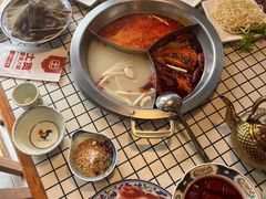 -山悦里 山野·鲜火锅(罗斯福广场店)
