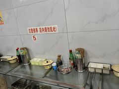 -花溪牛肉粉(八鸽岩店)