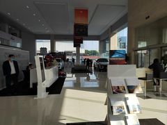 -百联沪通凯迪拉克4s店