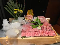 -铭牛烧肉·和牛海鲜自助(高新月牙湖店)