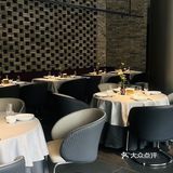 品鉴峨嵋，匠心传承的川韵尊享！